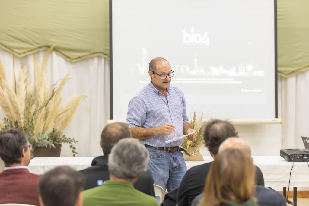 Charla abierta "El poder de asociarse para agregar valor"