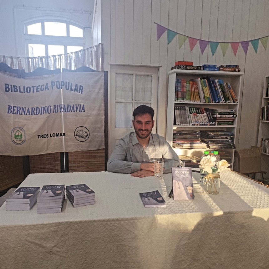 Ger&oacute;nimo Robert present&oacute; en Tres Lomas su libro 