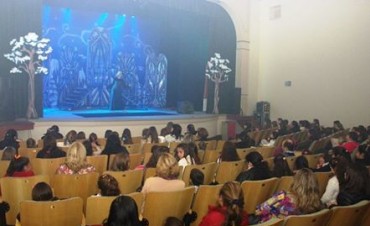 FROZEN HISTORIA DE AMOR Y HIELO PASÓ POR GUAMINÍ