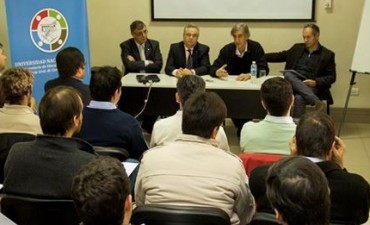 LA SECRETARÍA DE PRODUCCIÓN EN IMPORTANTE ENCUENTRO DESARROLLADO EN BAHÍA BLANCA