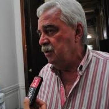 EL GRUPO DE 8 INTENDENTES SE REUNE CON EL MINISTRO DE OBRAS PUBLICAS EN PIGÜE