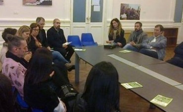 GUAMINÍ PRESENTE EN EL LANZAMIENTO DE ACERCARTE