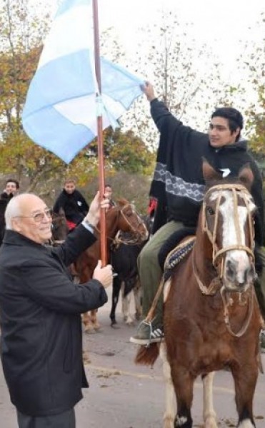 SE REALIZO EL ACTO CONMEMORATIVO POR EL 25 DE MAYO