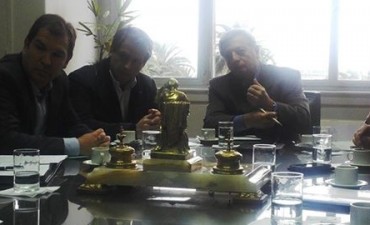 NÉSTOR ÁLVAREZ EN IMPORTANTE REUNIÓN CON EL MINISTRO ARANGUREN