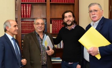 PRESENTARON PROYECTO DE LEY QUE BENEFICIA A HIJOS ESTUDIANTES DE BOMBEROS VOLUNTARIOS