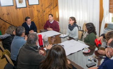 JUNTO A ÁLVAREZ EL VICEPRESIDENTE DE BAGSA ANUNCIÓ IMPORTANTES AVANCES EN EL GASODUCTO
