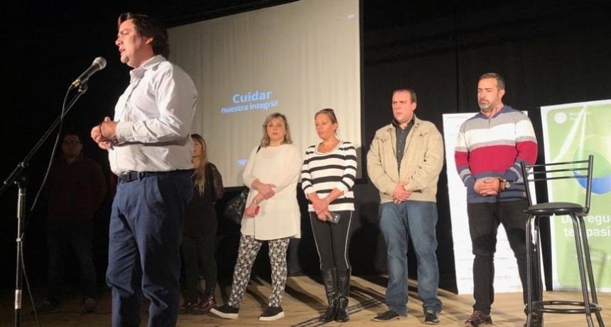 EN EL DÍA MUNDIAL CONTRA EL ACOSO ESCOLAR, EMILIANO BALBÍN REALIZO ACTIVIDADES EN DISTRITOS DE LA SEXTA.