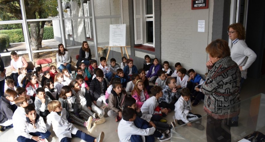 CONTINUAN LAS VISITAS EDUCATIVAS AL MUSEO MUNICIPAL