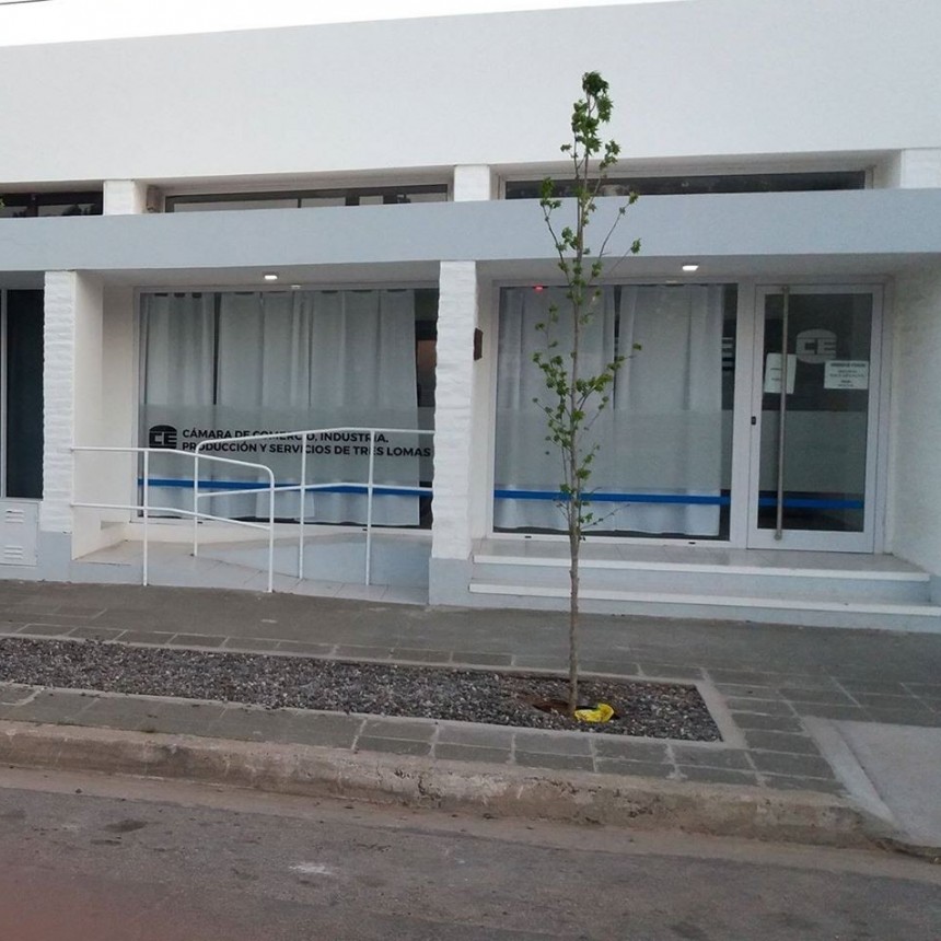 LA CÁMARA DE COMERCIO ESTARÁ CERRADA EL VIERNES 8