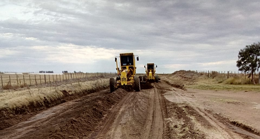 CONSTANTES TRABAJOS DE MANTENIMIENTO Y REPARACIÓN DE CAMINOS