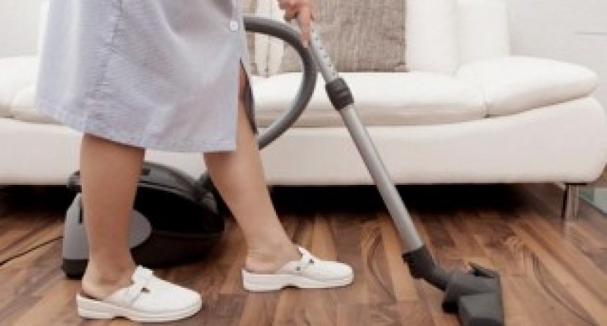 Empeoró la situación laboral de más de la mitad de las empleadas domésticas