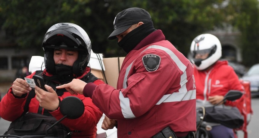 Los operativos de control en el debut del nuevo permiso para circular