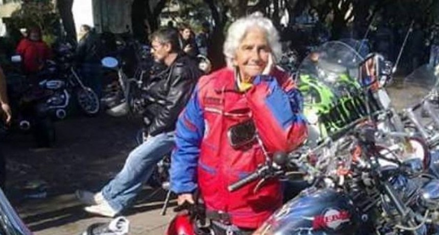 Nelly, la motoviajera más famosa y querida de la Argentina que dejó un 