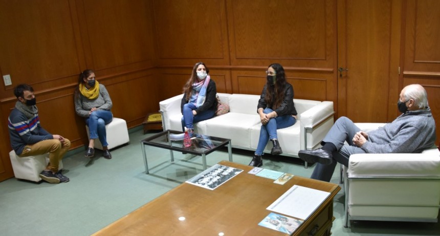 DOS NUEVAS JÓVENES TRESLOMENSES CULMINARON SUS ESTUDIOS UNIVERSITARIOS EN TRES LOMAS