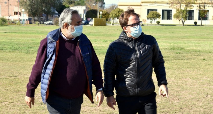 EL INTENDENTE FERNÁNDEZ RECORRIÓ DIFERENTES OBRAS