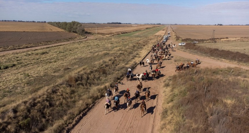 CABALGATA HACIA PEHUELCHES