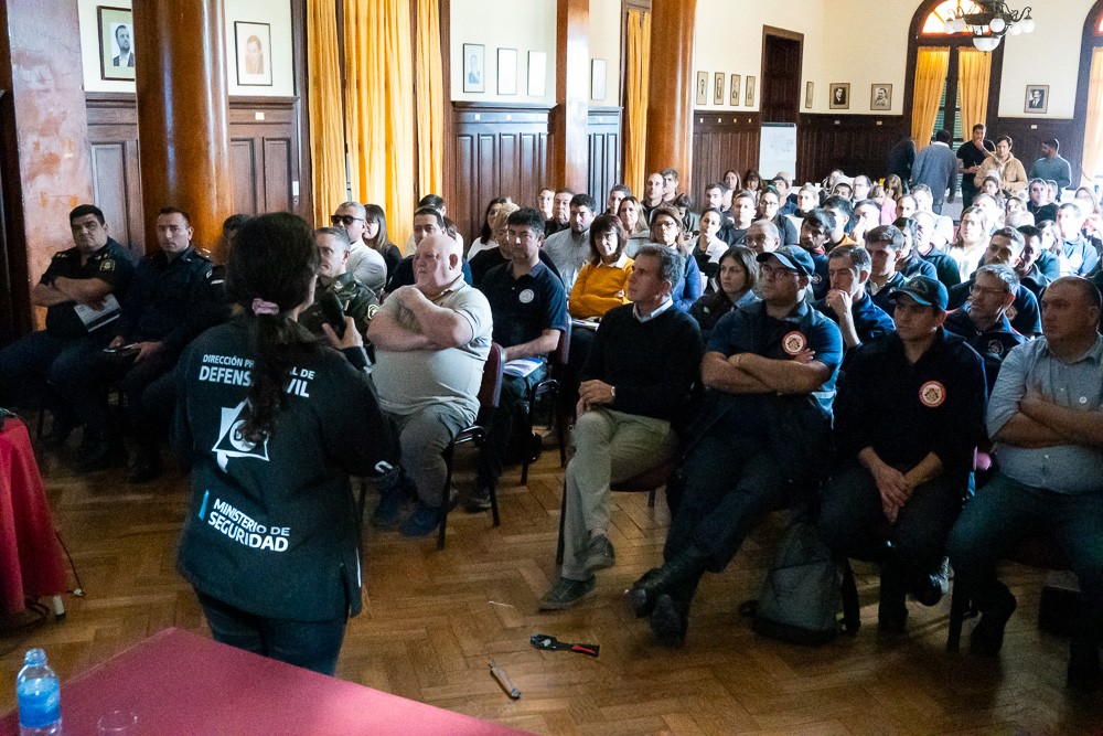 TALLER DE ORGANIZACIÓN MUNICIPAL DE DEFENSA CIVIL EN AMÉRICA – ZONA 11