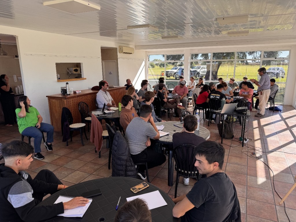 CURSO DE OPERARIO DE MAQUINARIA AGRÍCOLA
