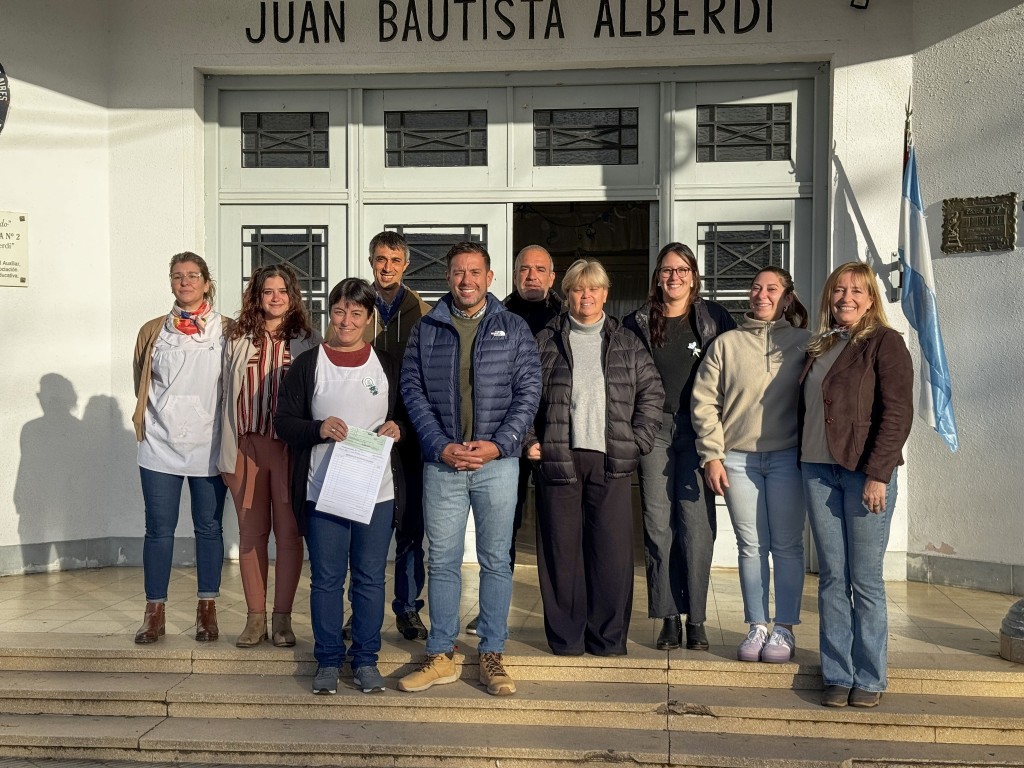 Contin&uacute;a la entrega de recursos del fondo educativo