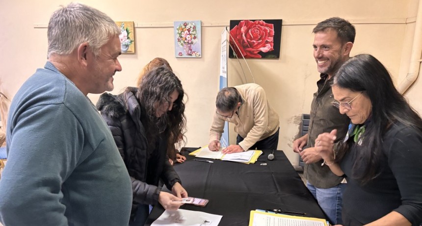 Se firmaron 85 escrituras de viviendas