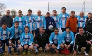 FERRO DE TRENQUE LAUQUEN GOLEO A FERRO DE TRES LOMAS Y SACO SEIS PUNTOS DE VENTAJA