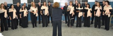 EL CORO MUNICIPAL CANTO EN BOLIVAR