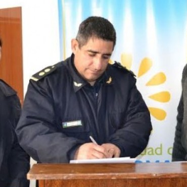 EL COMISARIO SE REFIRIO AL HECHO DELICTIVO Y A LA ENTREGA DE PATRULLEROS