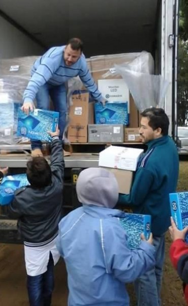 SE ENTREGARON AULAS DIGITALES A LAS ESCUELAS RURALES DEL DISTRITO