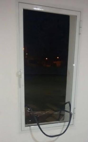 VANDALISMO: ROMPIERON VIDRIOS EN EL NUCLEO DE ACCESO AL CONOCIMIENTO