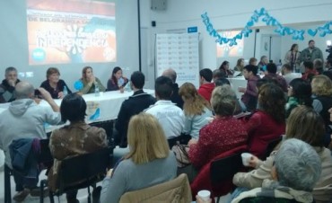 SE REALIZO UNA CHARLA DEBATE SOBRE LA VIDA Y OBRA DE MANUEL BELGRANO