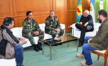 EL INTENDENTE ÁLVAREZ RECIBIÓ AL JEFE DE LA POLICÍA RURAL