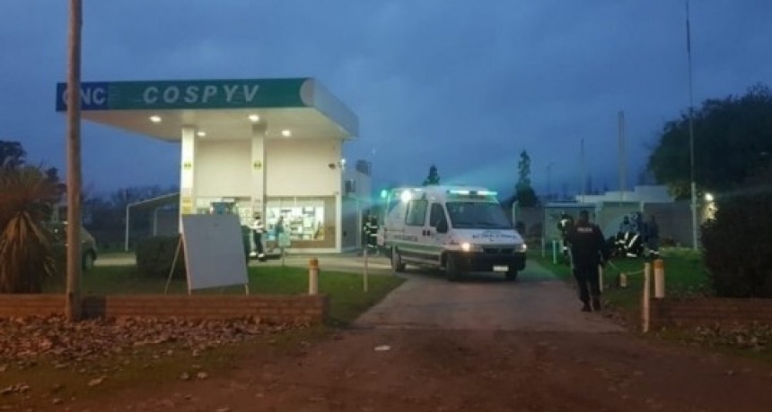 EXPLOTO UNA MANGUERA EN LA ESTACION DE GNC. DOS OPERARIOS INTERNADOS.
