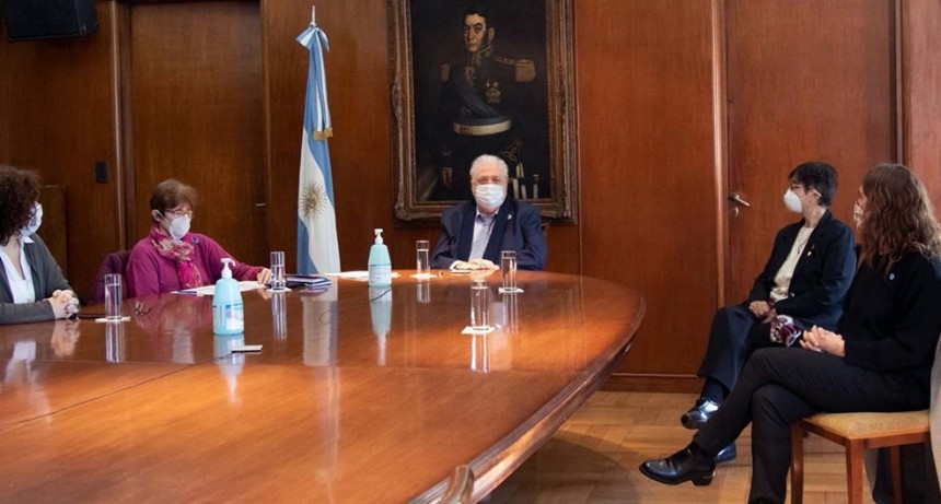 Argentina implementa un nuevo esquema de vacunación contra la poliomielitis