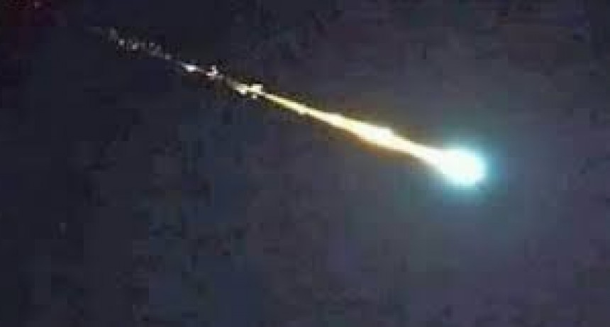 UNA LUZ CRUZO EL CIELO E HIZO TEMBLAR A ALGUNAS LOCALIDADES DE LA REGION