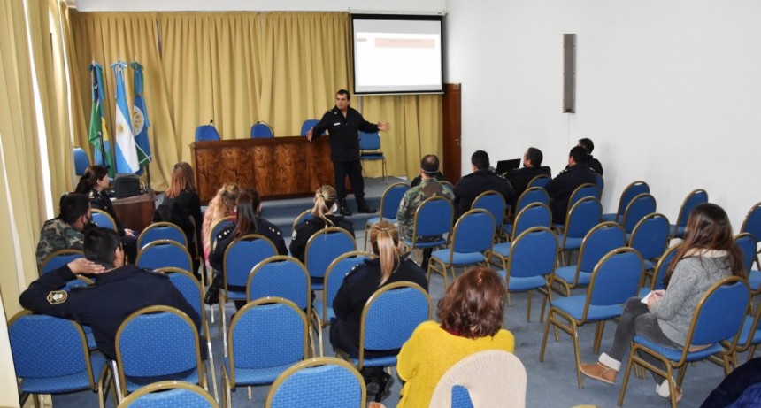 SE REALIZÓ UNA CAPACITACIÓN EN PREVENCIÓN DE VIOLENCIA DE GÉNERO