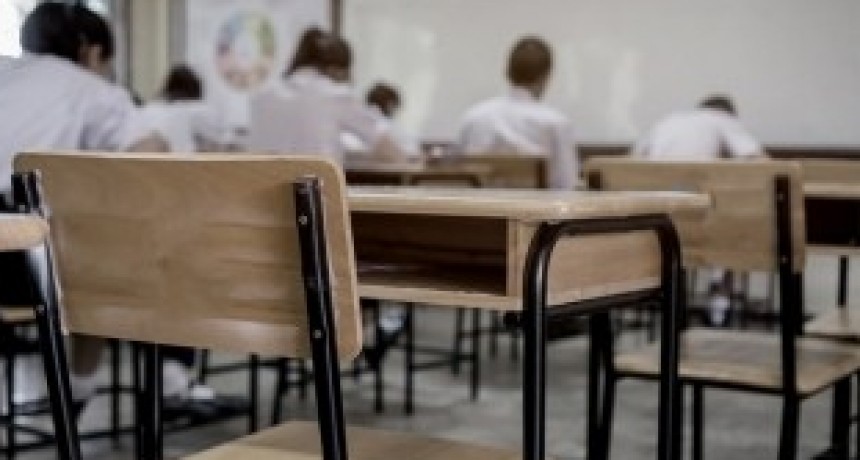 El Ministerio de Educación analiza combinar clases presenciales y a distancia