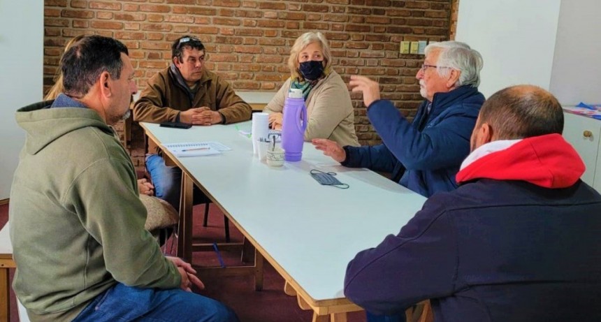 EL INTENDENTE CARRERA SE REUNIÓ CON DIRIGENTES DEL CLUB PEDRO MARIA MORENO