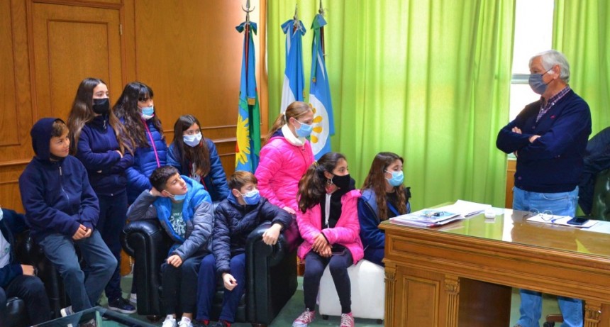 VISITAS EDUCATIVAS EN EL MUNICIPIO