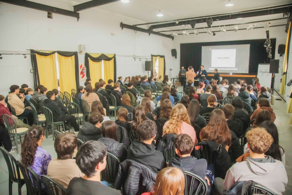 Jornada de capacitaci&oacute;n y reflexi&oacute;n sobre infancia, adolescencia y familia