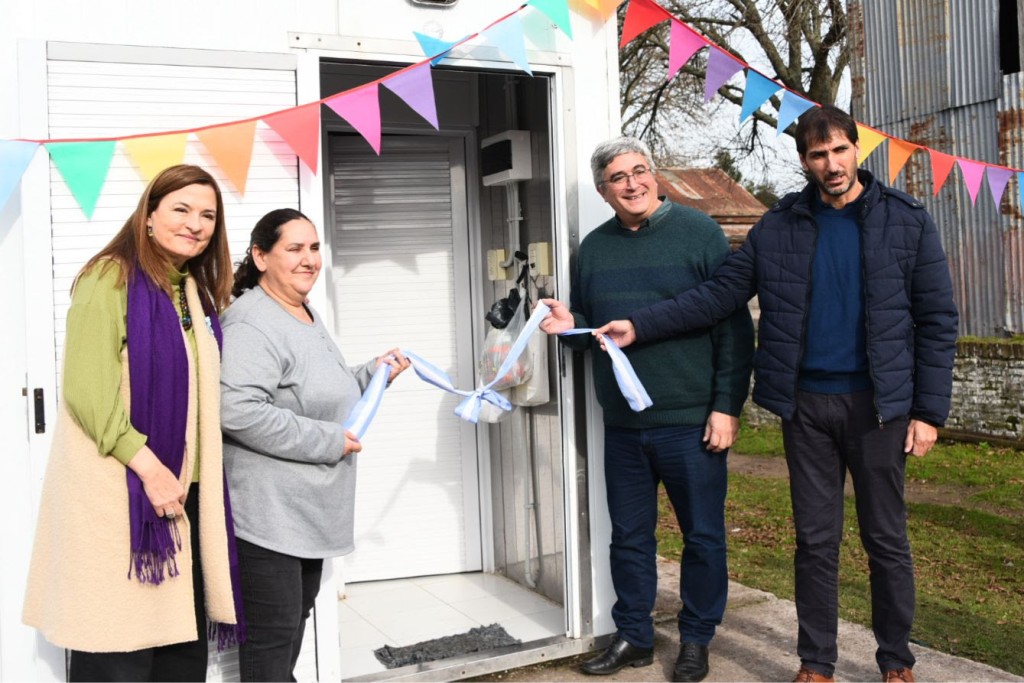Javier Rodr&iacute;guez inaugur&oacute;, junto a Estela Diaz e intendentes, nuevos establecimientos productivos en Punta Indio y Magdalena
