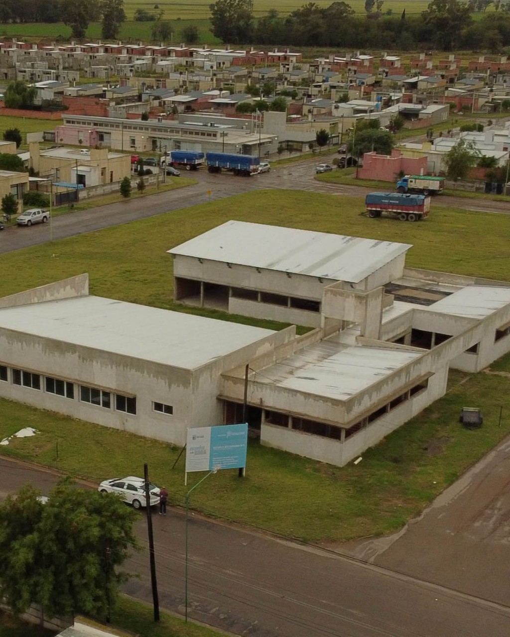 Avanza la tercera etapa de construcci&oacute;n del anexo de la Escuela Secundaria N&deg; 1