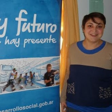 BAJAN ASISTENCIA DIRECTA A FAMILIAS Y PROGRAMAS DEL MINISTERIO DE DESARROLLO SOCIAL