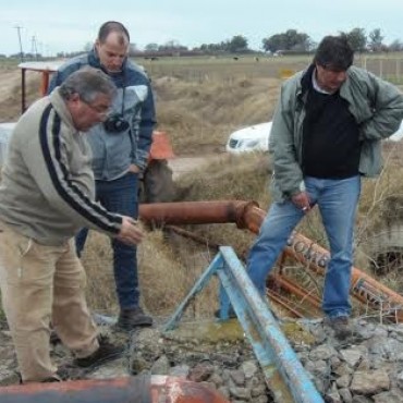ÁLVAREZ SE REUNIÓ CON AUTORIDADES DE  HIDRÁULICA POR LA SITUACIÓN HÍDRICA DEL DISTRITO