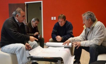 VIÑALES EVALUÓ EL AVANCE DE LA OBRA DE CLOACAS