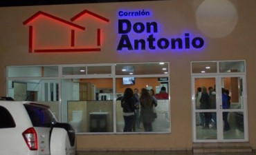 CORRALON DON ANTONIO INAUGURO SE NUEVO SALON
