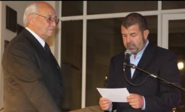 LA REVISTA LA TECLA PUBLICO QUE LA RELACION ENTRE  'EL INTENDENTE Y FABIO URIARTE ES TIRANTE Y PENDE DE UN HILO'