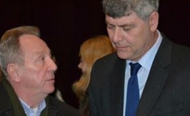 EL MINISTRO DE AGROINDUSTRIA HABLO DESDE PALERMO POR FM AMANECER