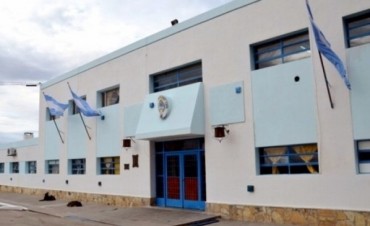 UN RECLUSO VINO A VISITAR A SU FAMILIA Y SE ESCAPO DE LA CUSTODIA. ESTA PROFUGO.