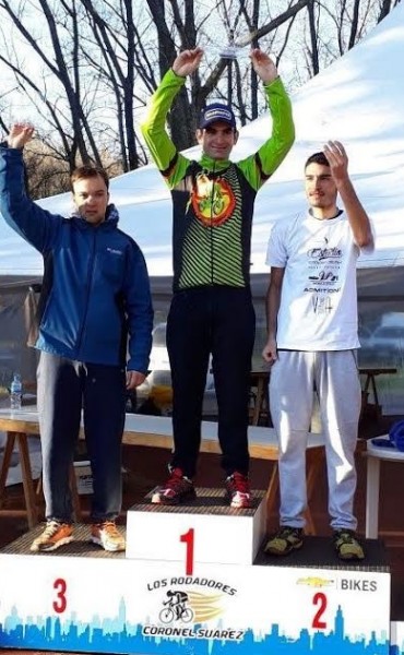 EXITOSA PARTICIPACION DE CICLISTAS TRESLOMENSES EN CORONEL SUAREZ