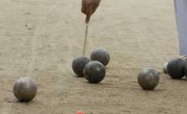 EL TORNEO COMERCIAL DE BOCHAS ENTRA EN SU ETAPA FINAL